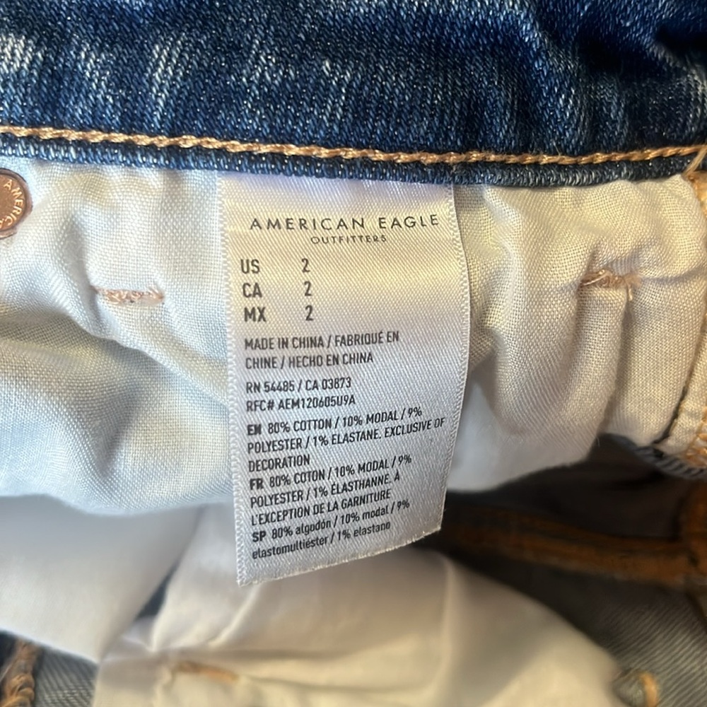 American Eagle Outfitters Blue Jean Shorts Distressed Cuffed - Picture 4 of 4